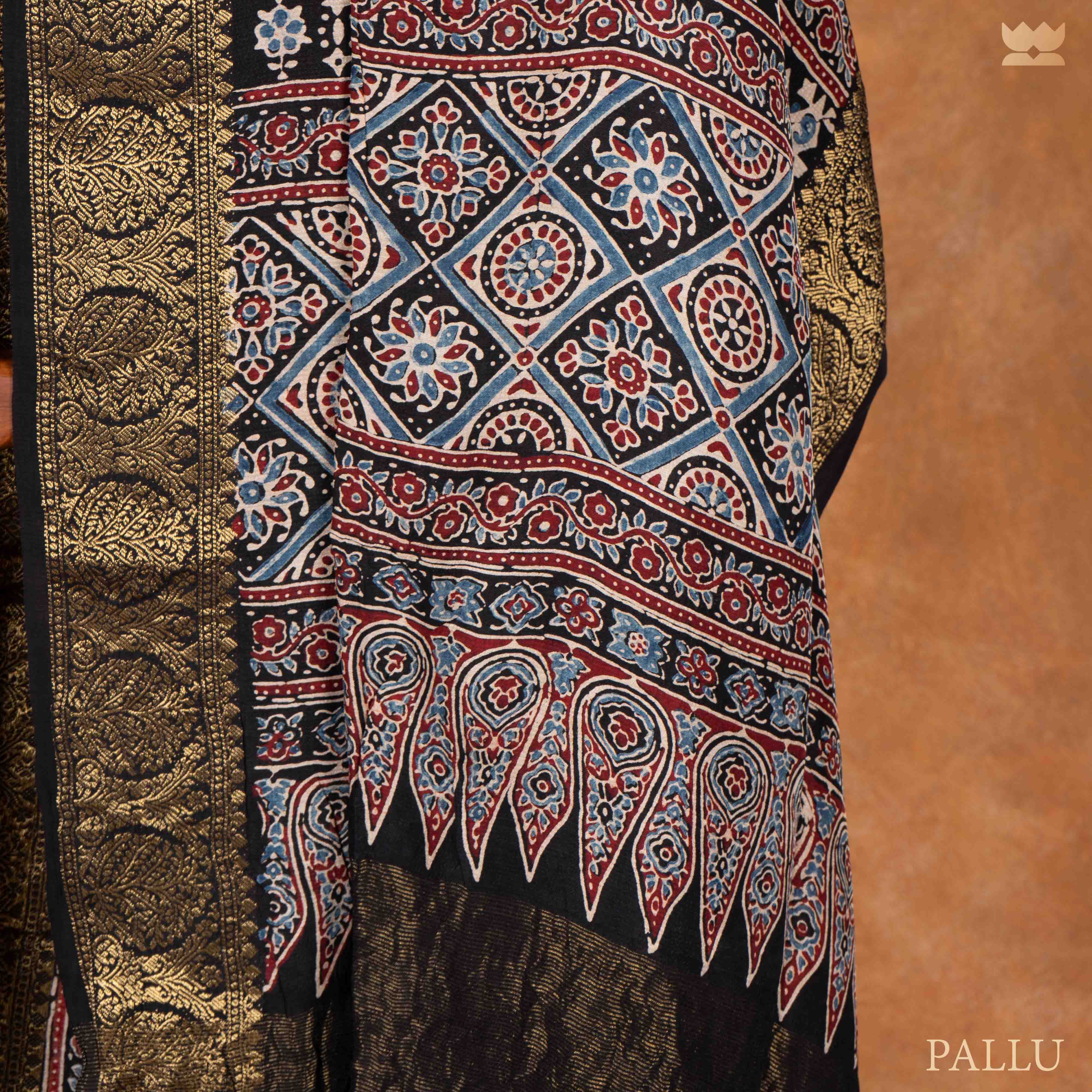 Mallika Dola Silk Saree