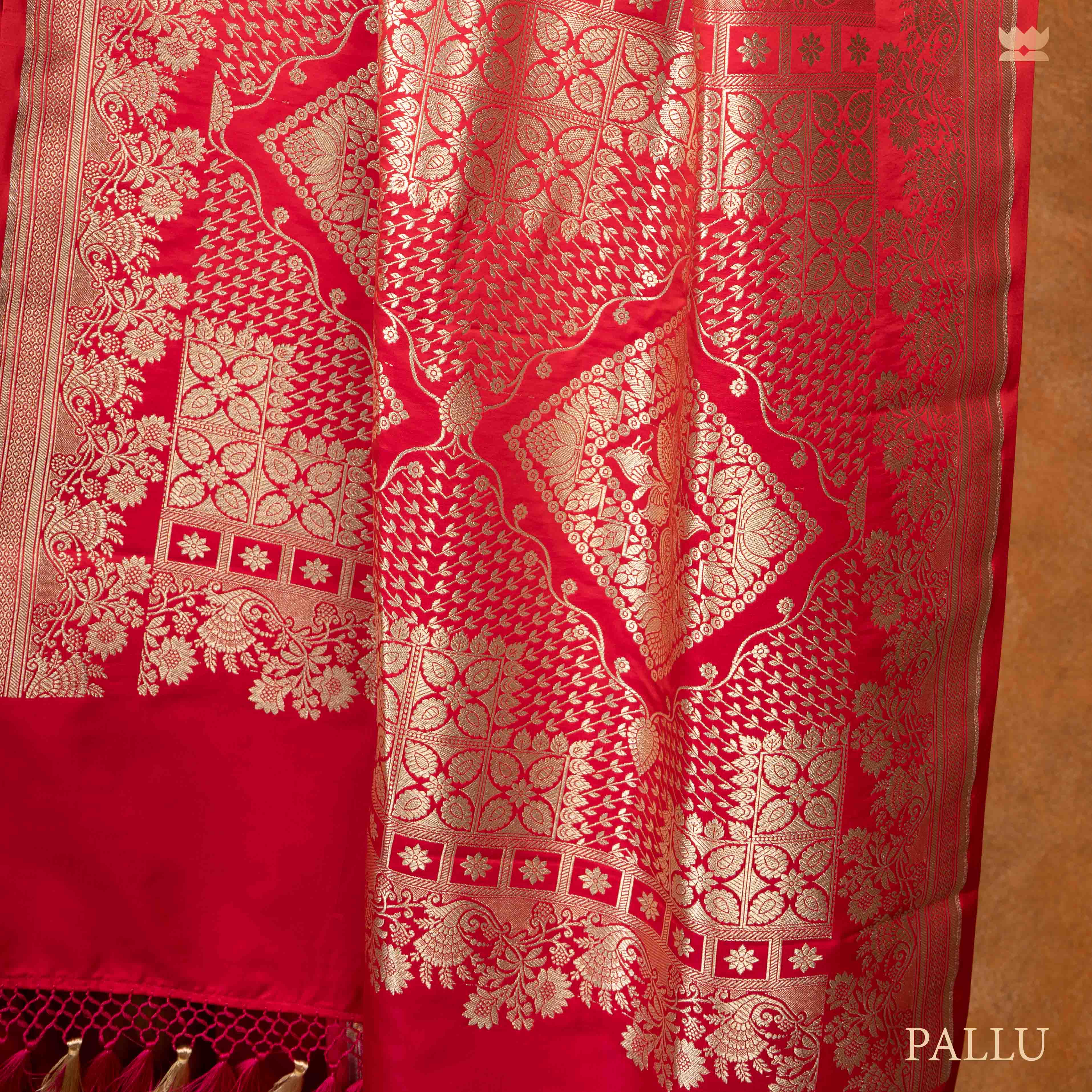 Vadhu Shobha Banarasi Mashru Silk Saree