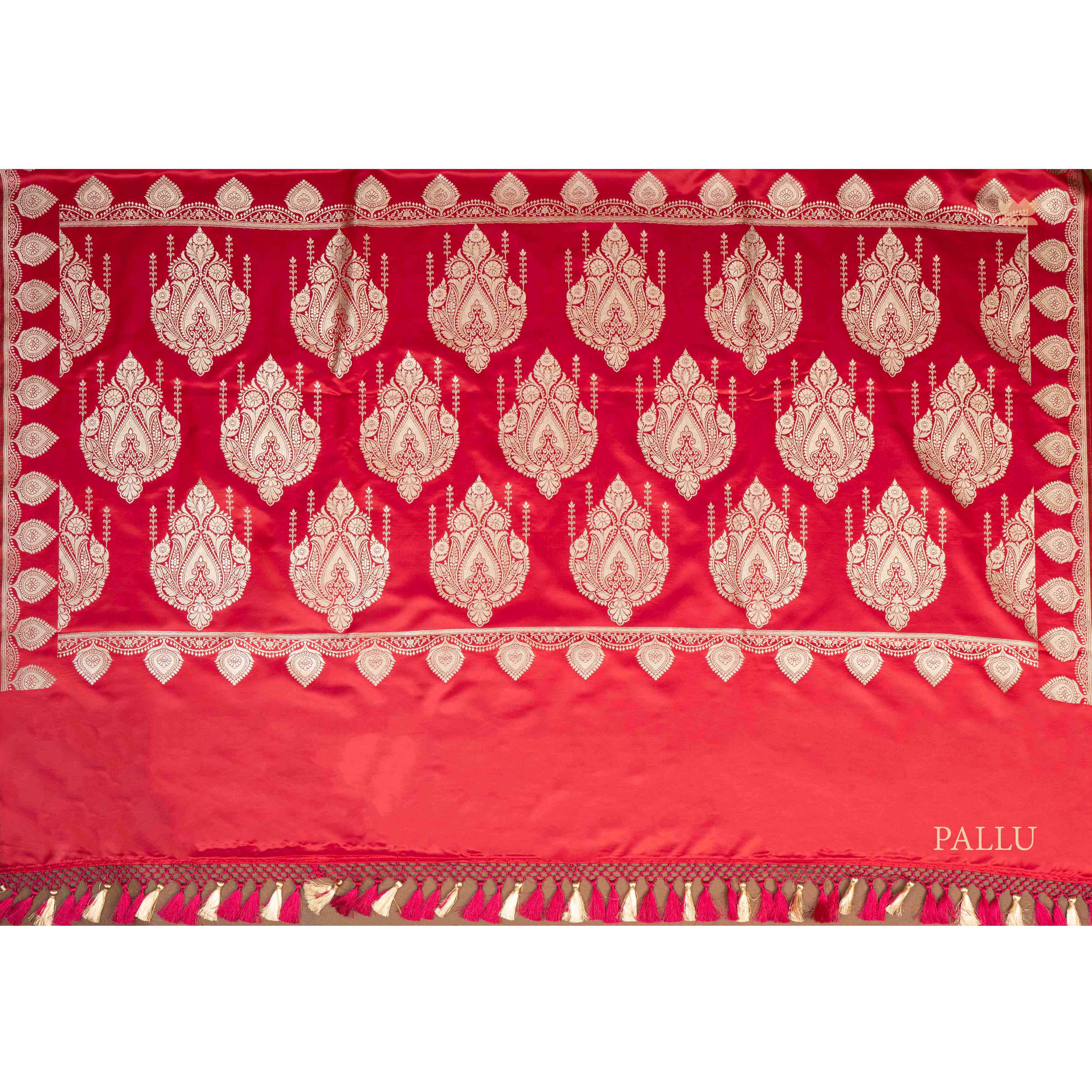 Ratnaveni Banarasi Mashru Silk Saree