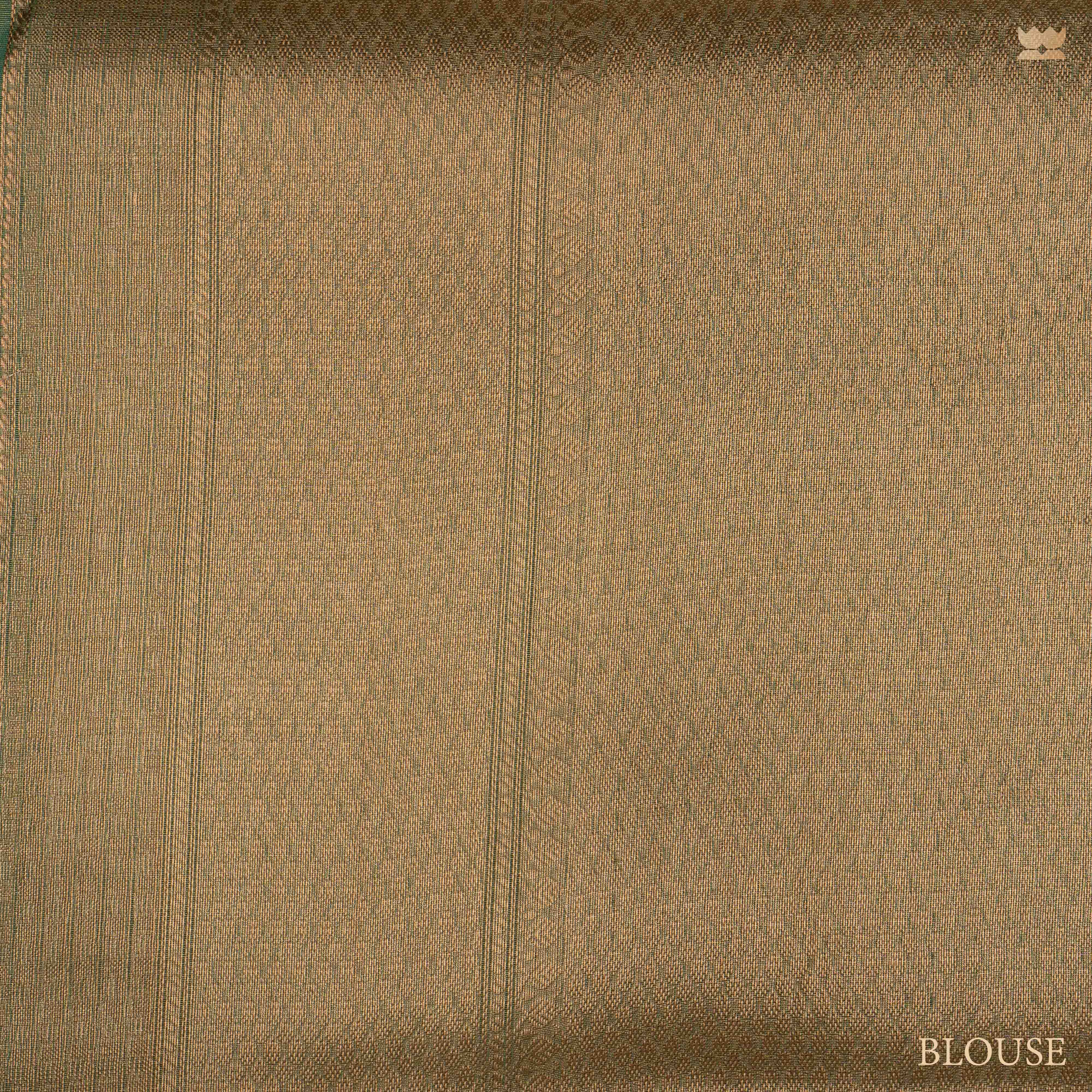 Aabha Crushed Semi Organza Saree