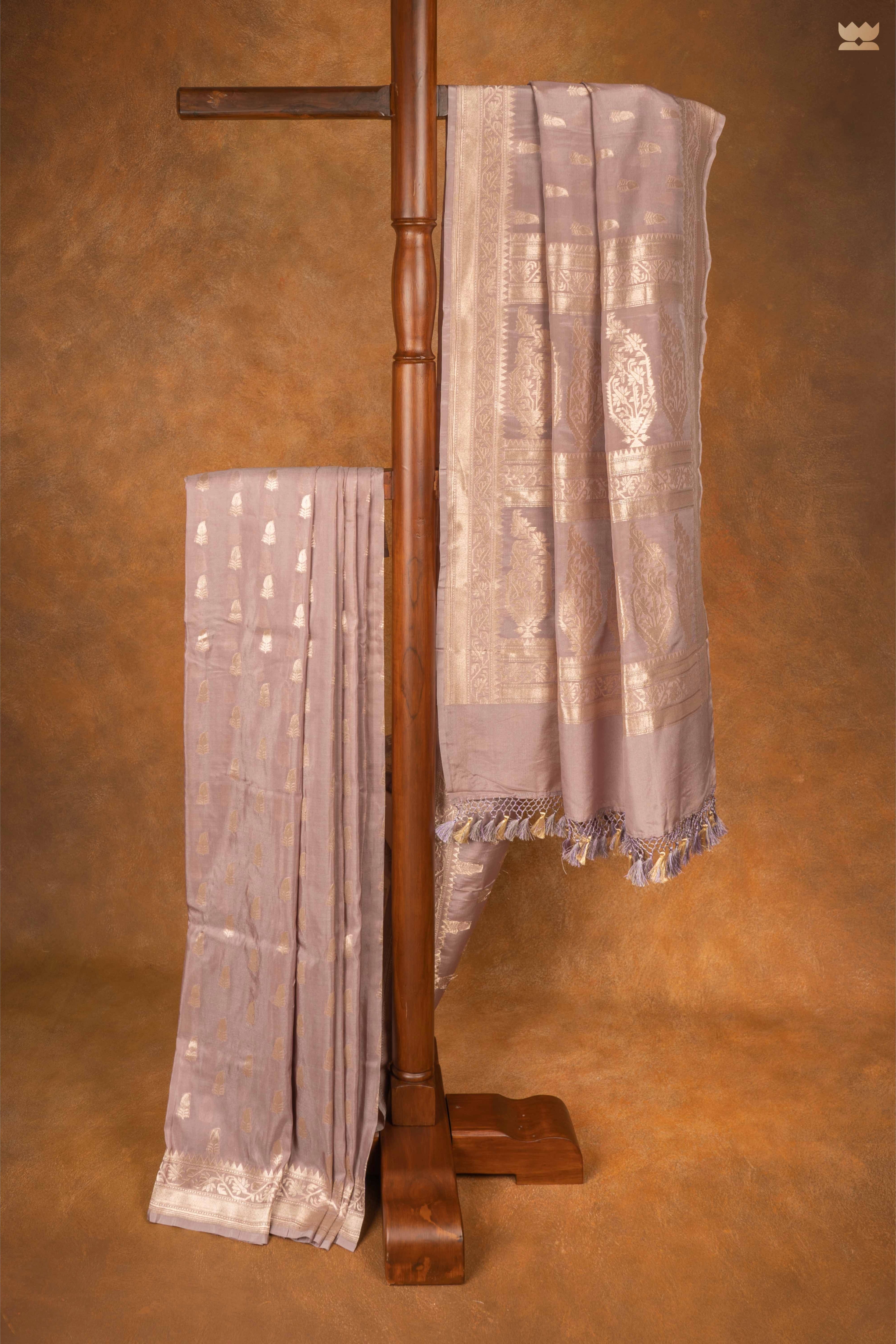 Hem Pushpavali Georgette Silk Banarasi Saree