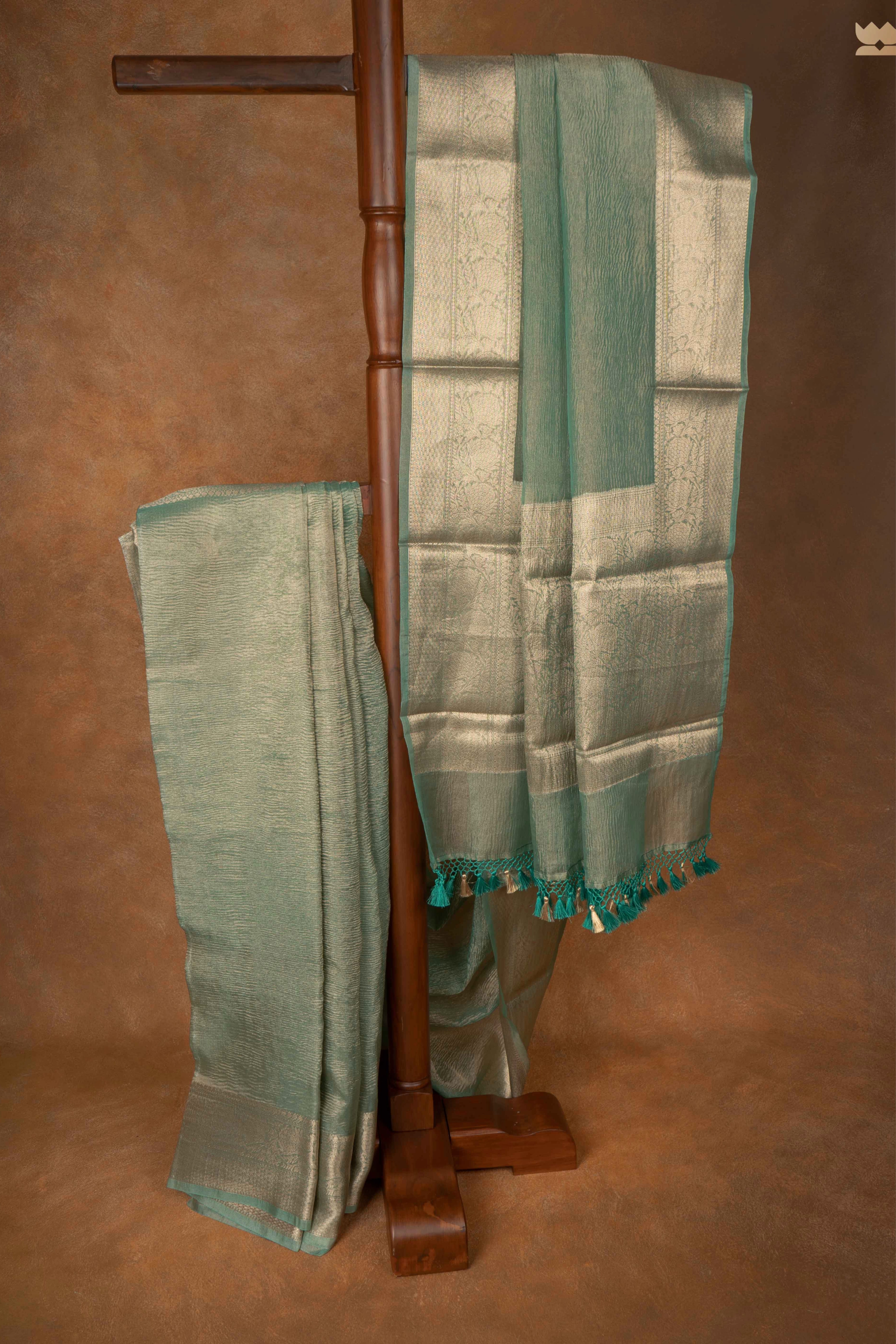 Aabha Crushed Semi Organza Saree