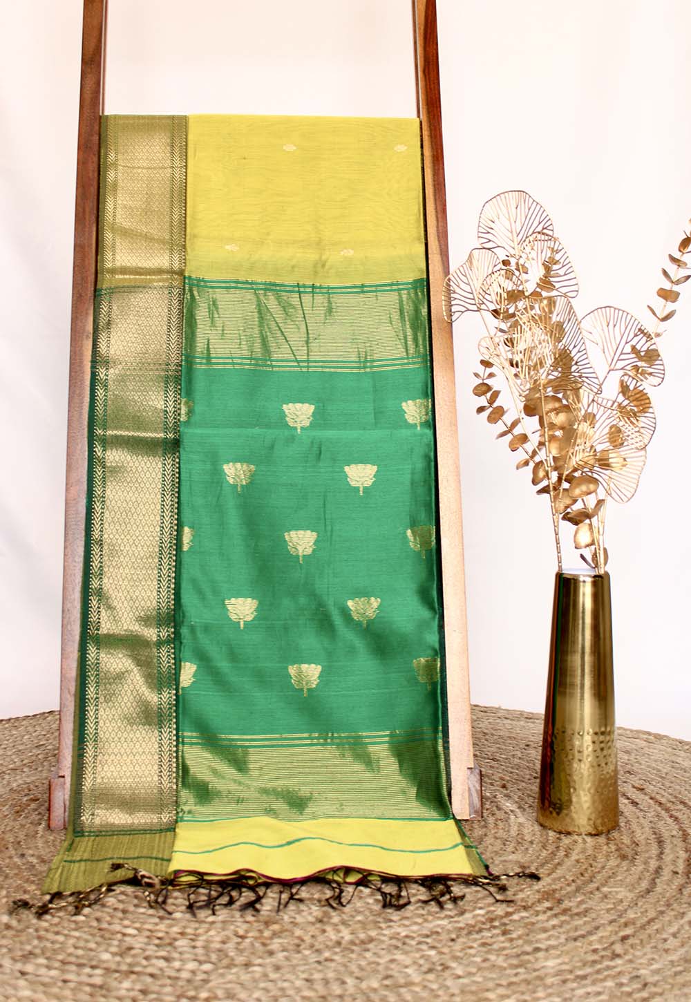 Lemon Yellow Maheshwari Saree with Lotus Booti