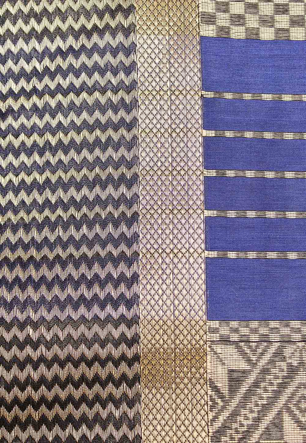 Royal Blue Maheshwari Saree with detailed weaving on Pallu