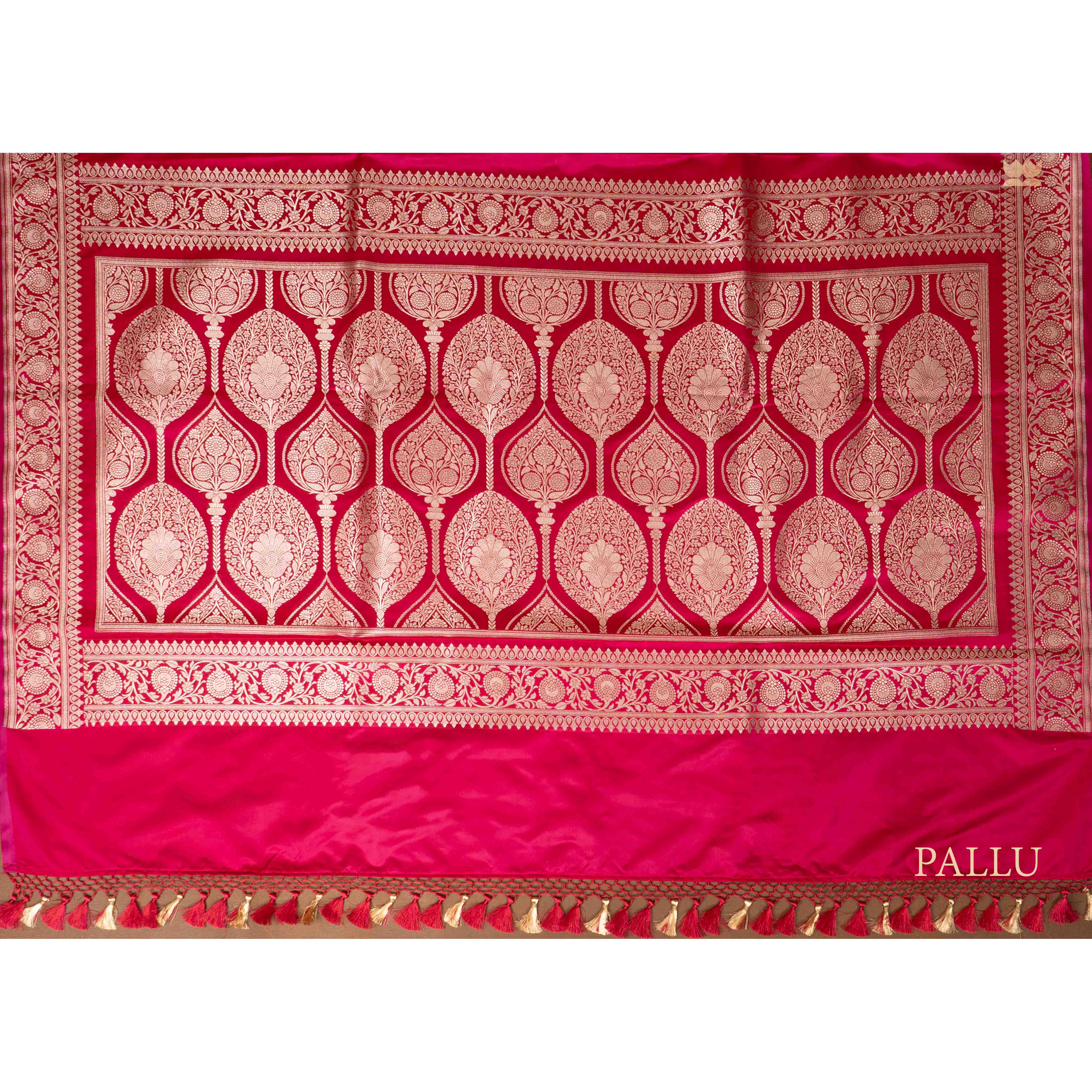 Tejaswini Banarasi Mashru Silk Saree