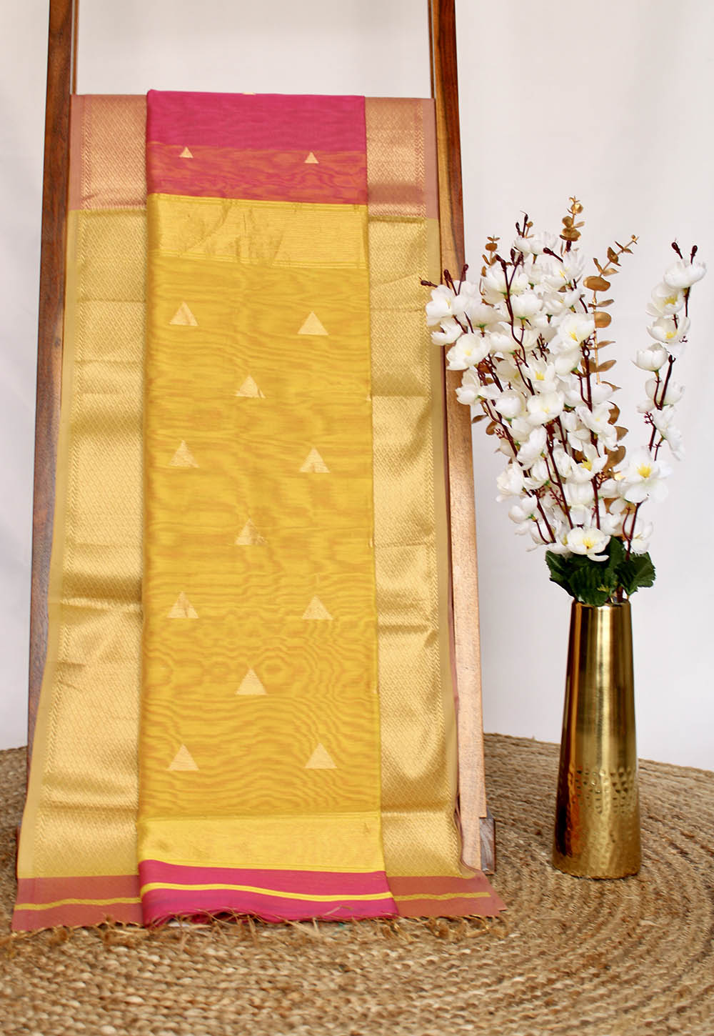 Pink Maheshwari Saree with triangle booti on Yellow Pallu
